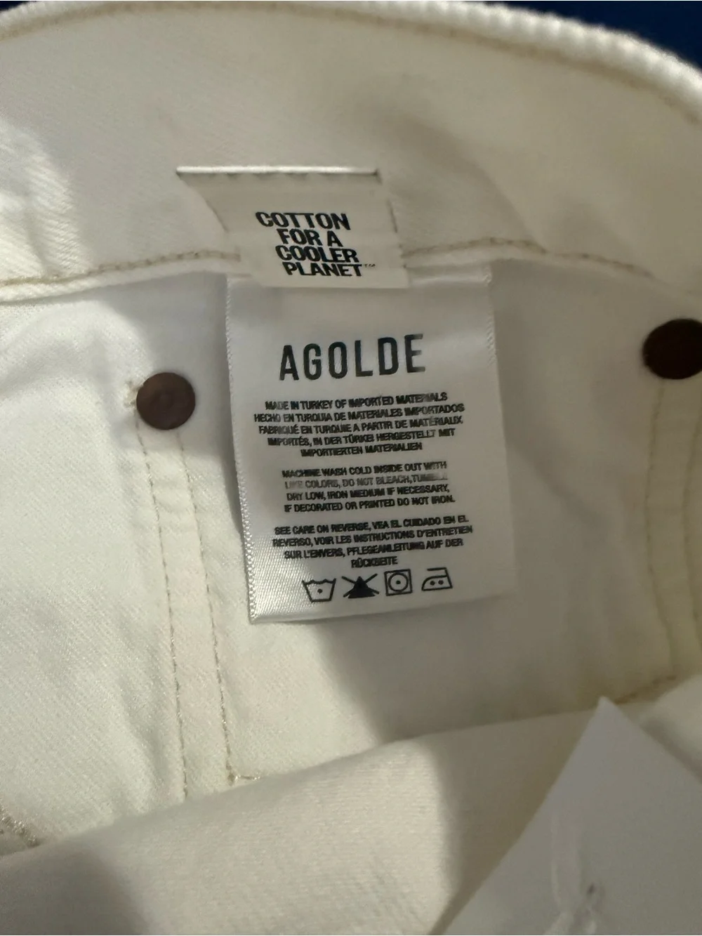 AGOLDE Parker Long Short Loose Fit in Panna Cotta White Size 32 NWT MSRP $158